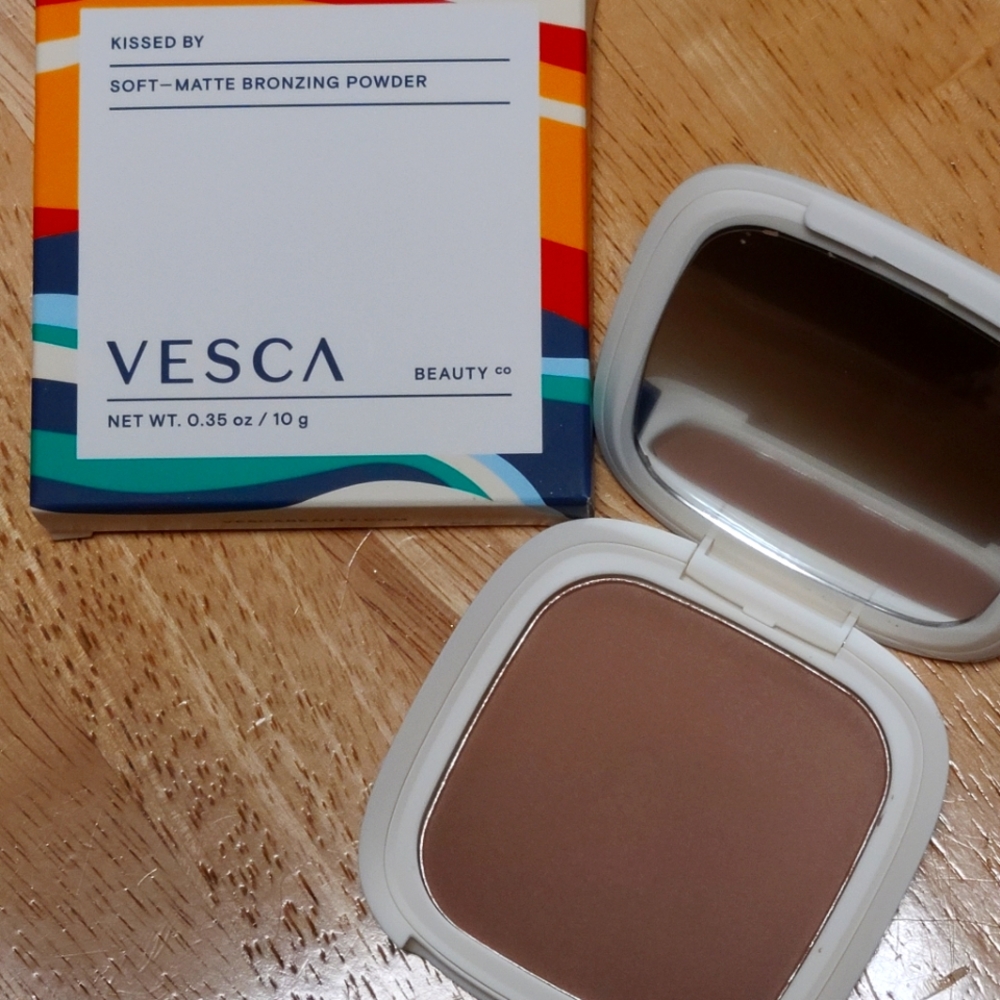 Vesca Bronzer
